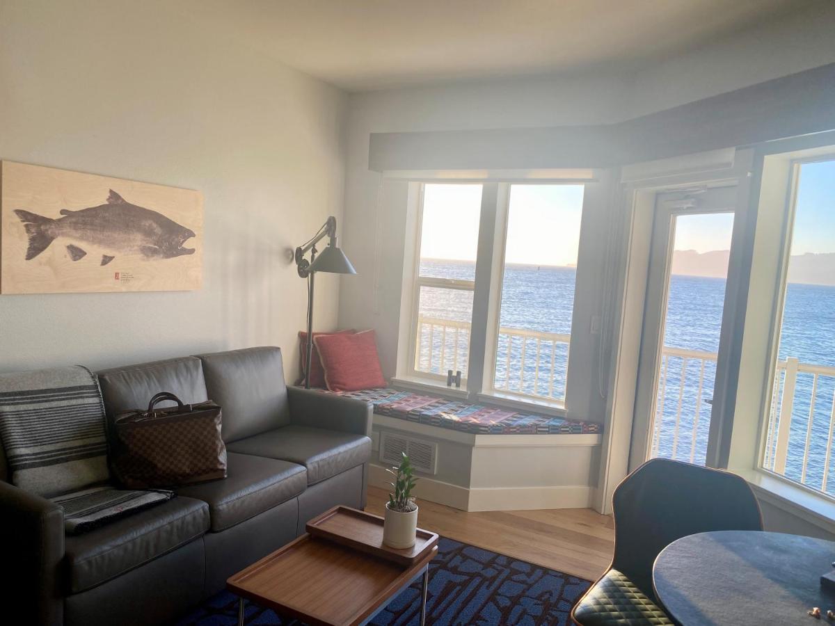 Cannery Pier Hotel & Spa Астория Экстерьер фото