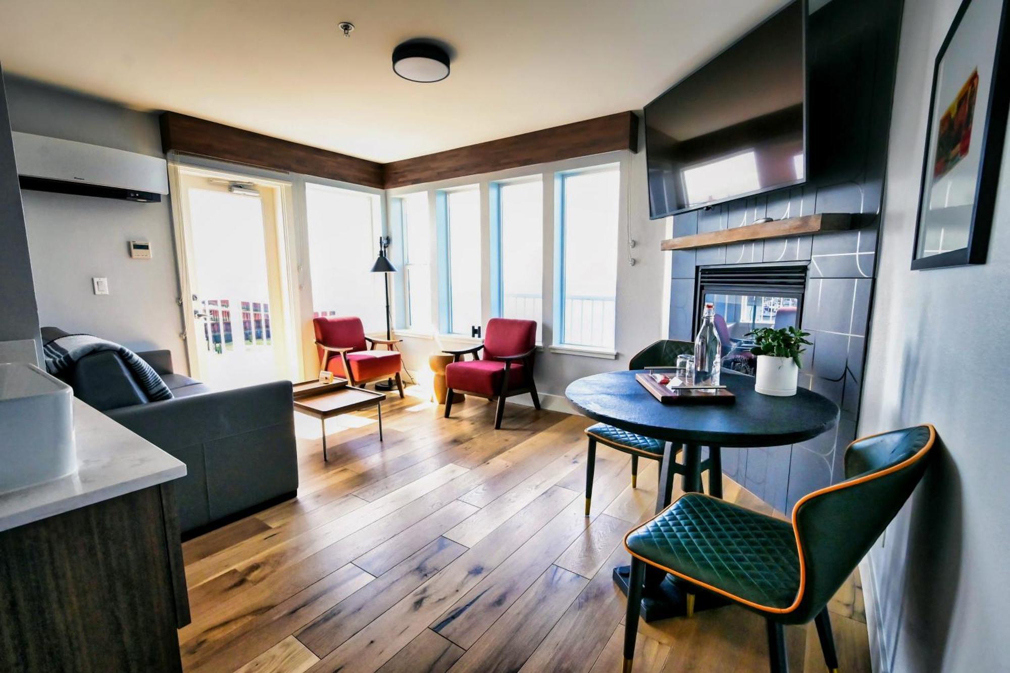 Cannery Pier Hotel & Spa Астория Номер фото